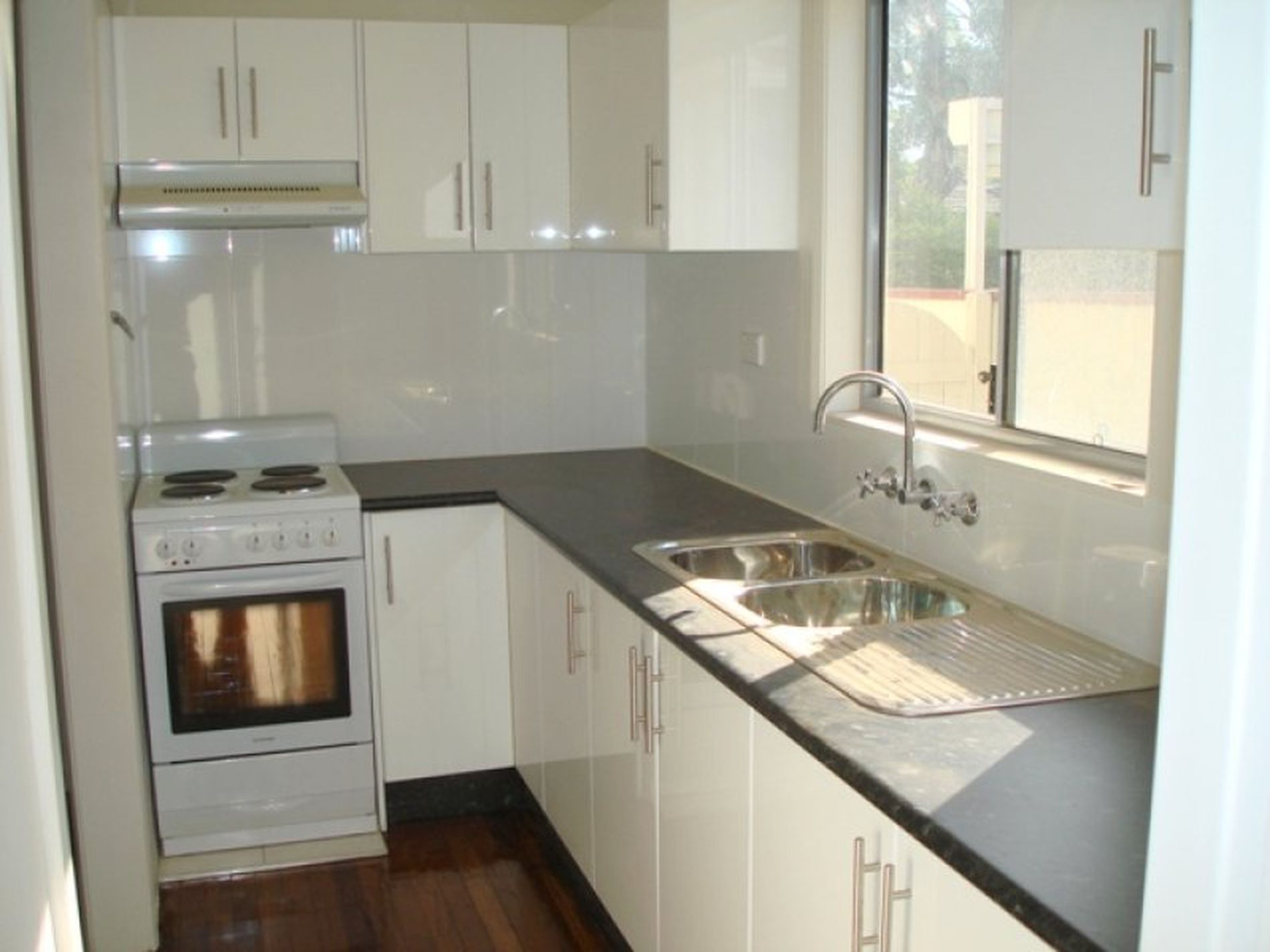 15 Lloyd Avenue, Yagoona