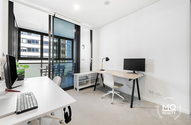 236 / 1D Lemon Tree Avenue, Melrose Park