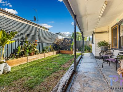 30 MacDougall Road, Golden Square