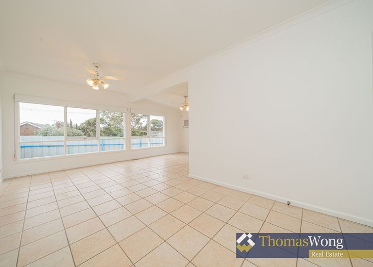 2 Leumear Street, Oakleigh East