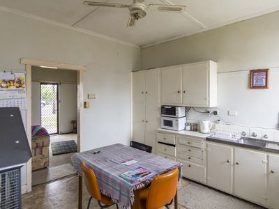 41 Edith Street, Horsham