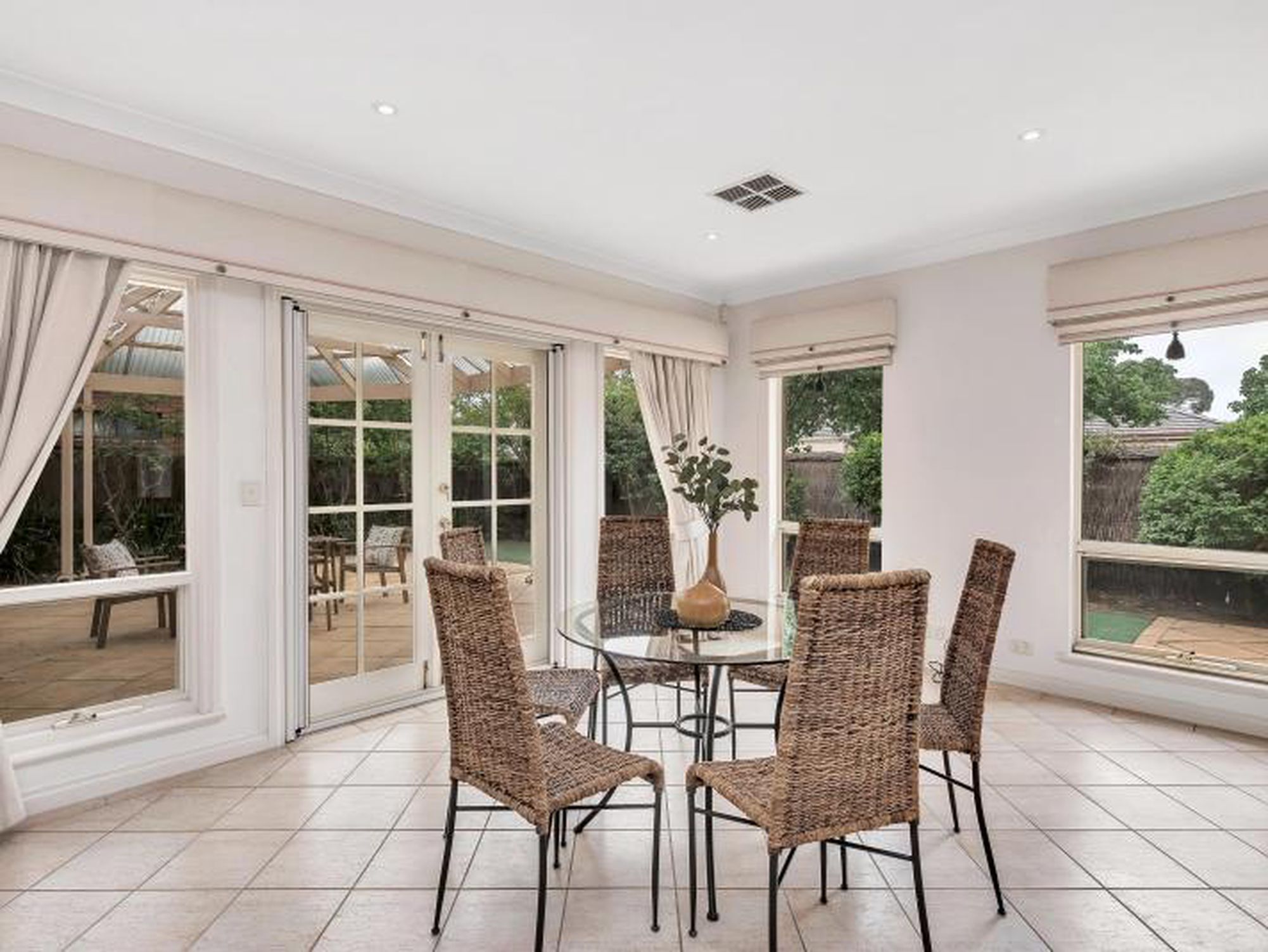 8 Alexander Court, Novar Gardens