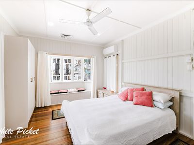 12 Taylor Street, West Mackay