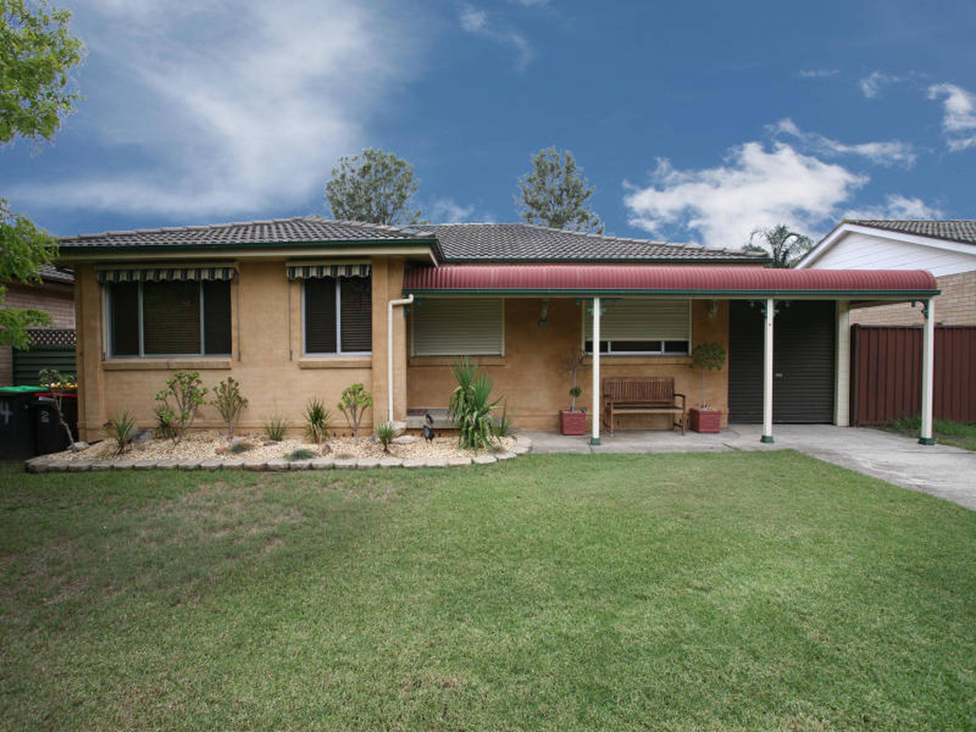 24 Hatchison Crescent, JAMISONTOWN