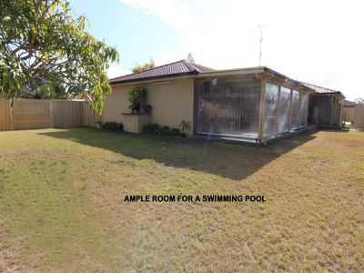 4 Friendship Key, Forster