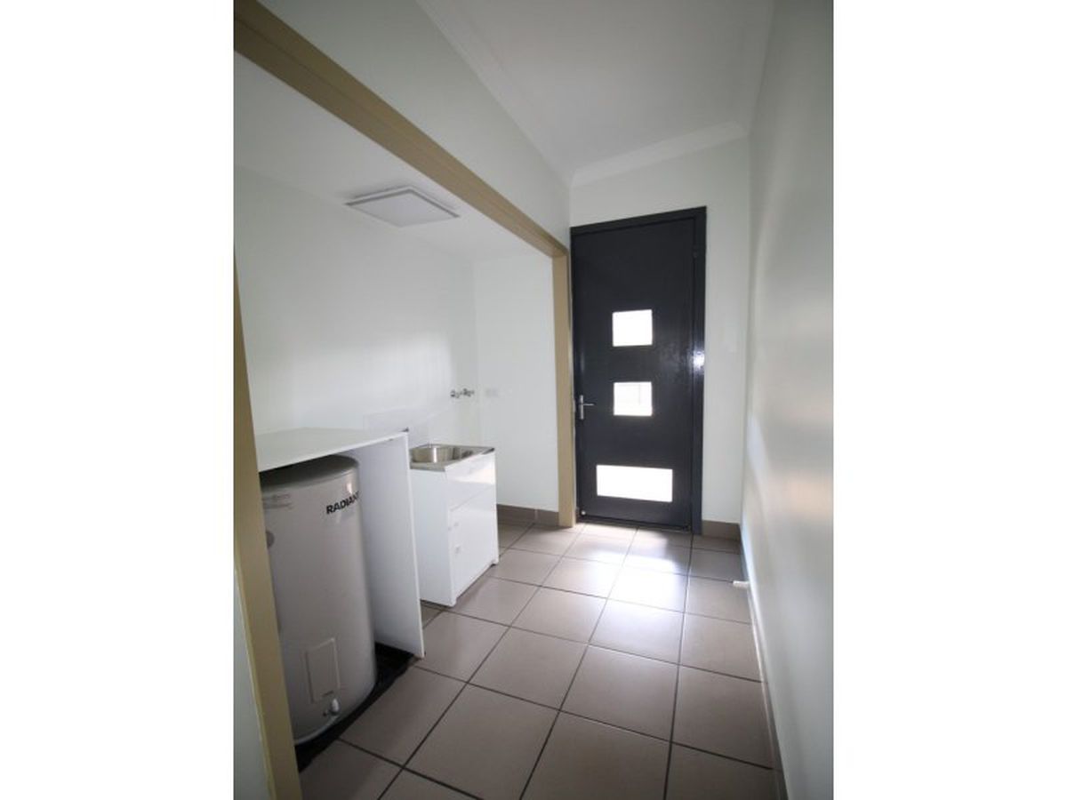 2 / 4 Grau Street, Atherton