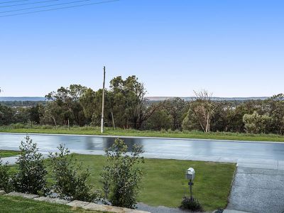 27 Sicklemore Rd, Parmelia