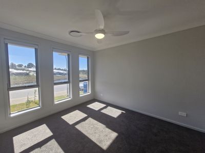 2/48 Harlington Avenue, Farley