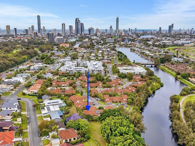 36 / 11 Waterford Court, Bundall