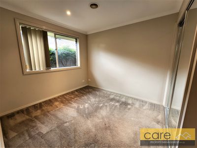 8 Sigvard Boulevard, Hallam