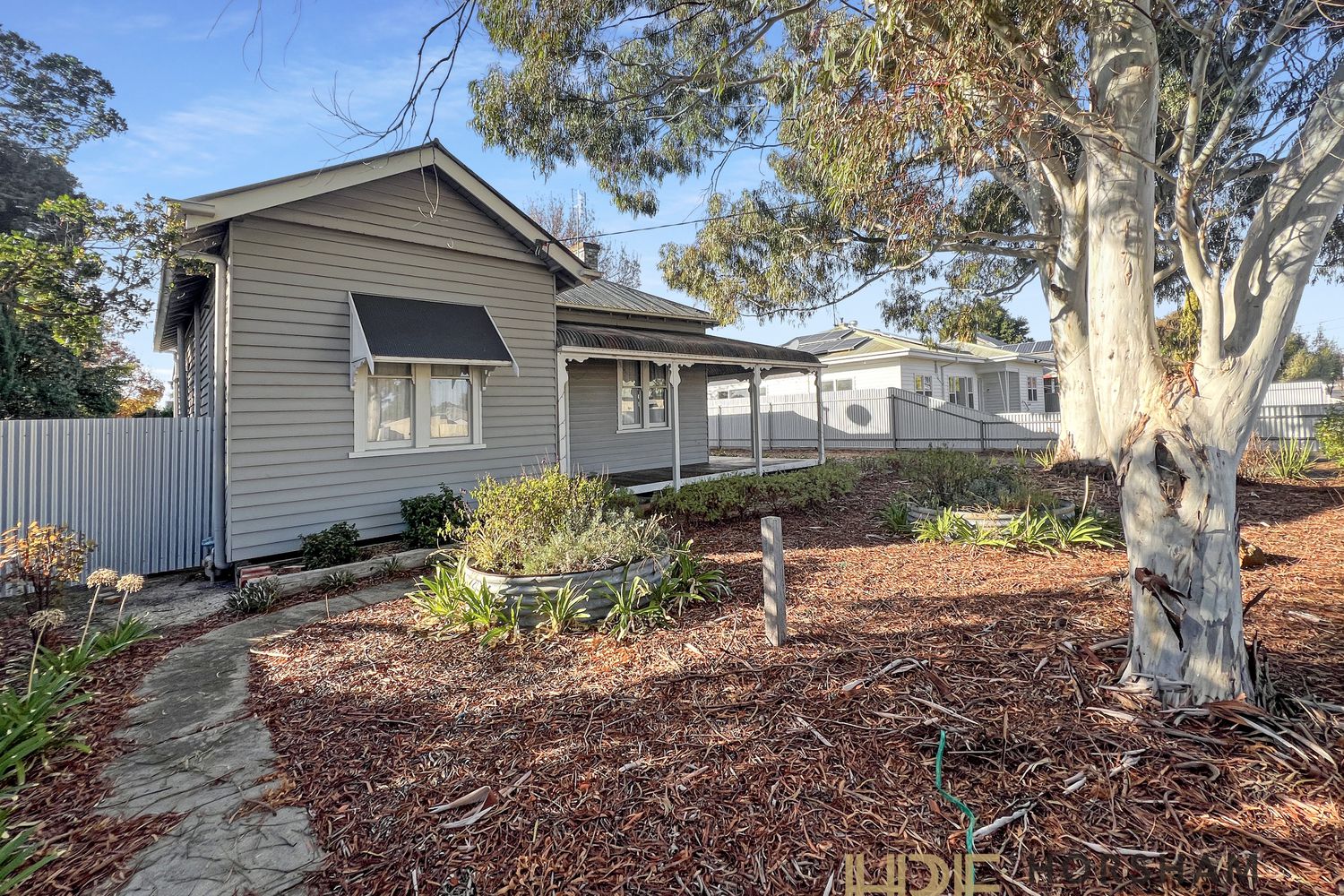 28 Albert Street, Horsham
