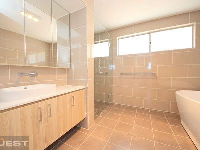 28 Wallace Street, Sefton