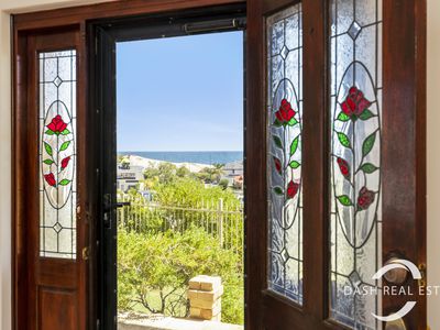 14 Resolute Way, Ocean Reef