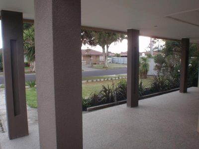 74 Ford Avenue, Sunshine North