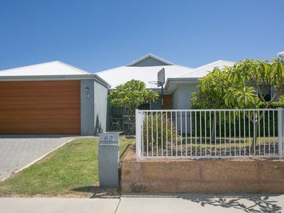 62 Salwood Loop, Banksia Grove