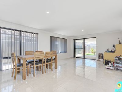 11 Mapleton Drive, Yanchep