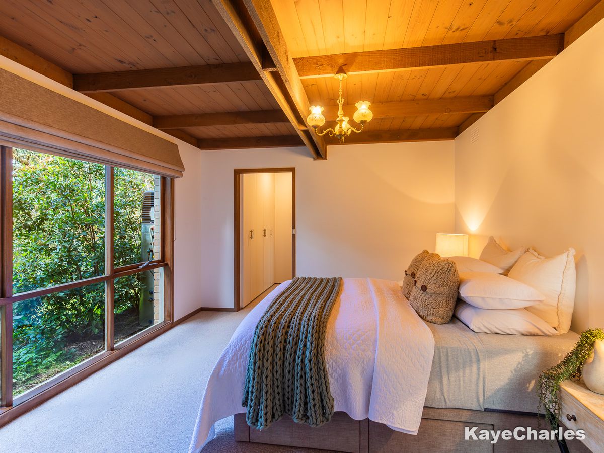 32 Burton Road, Beaconsfield Upper