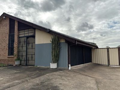 20 Enfield Close, St Johns Park