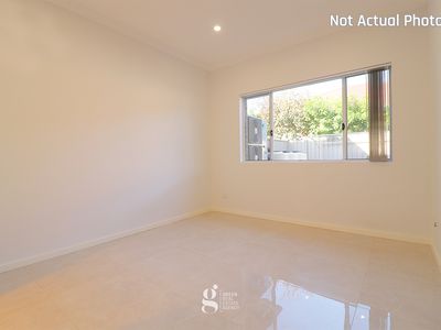 4 / 5 Darwin Street, West Ryde