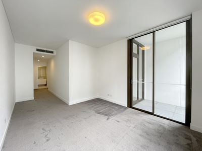 402 / 5 Grattan Close, Forest Lodge