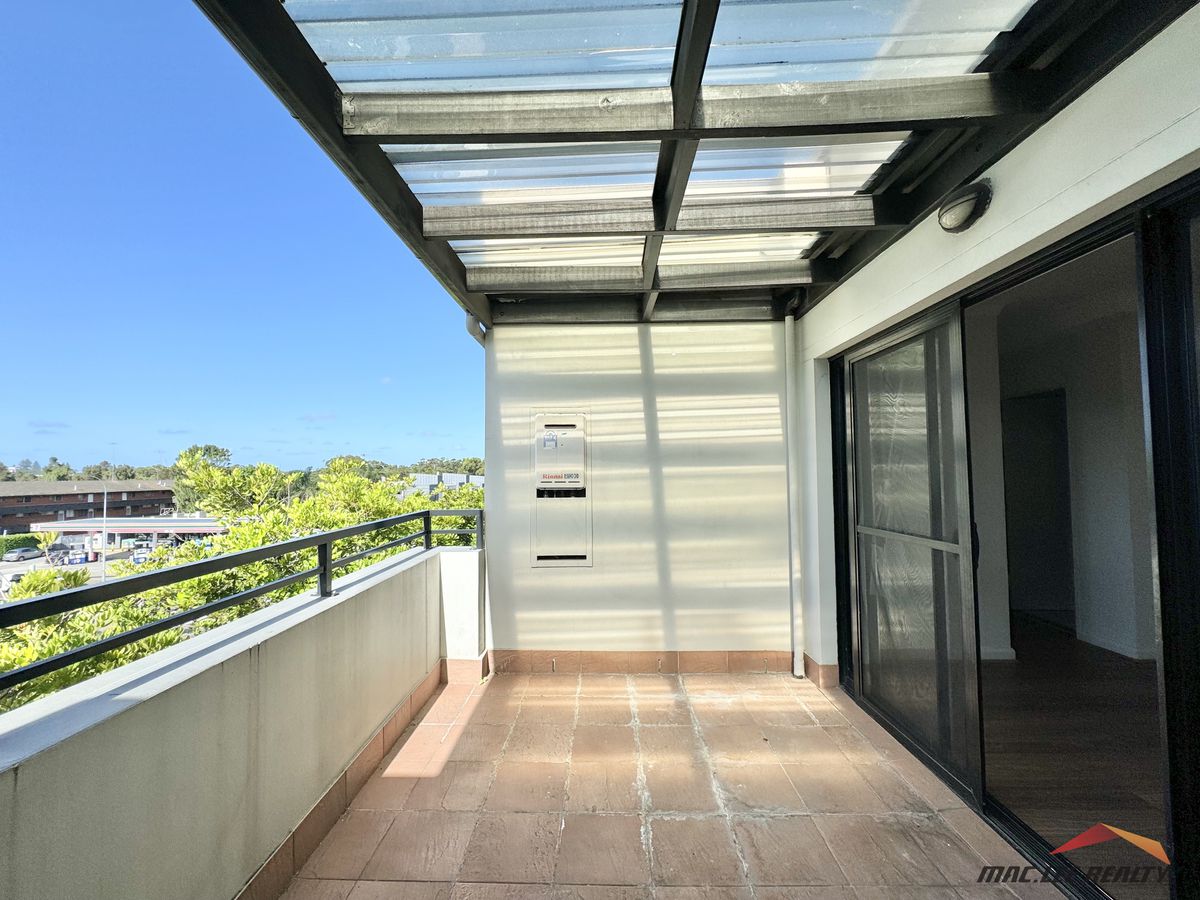 12 / 3-11 Hawkesbury Avenue, Dee...