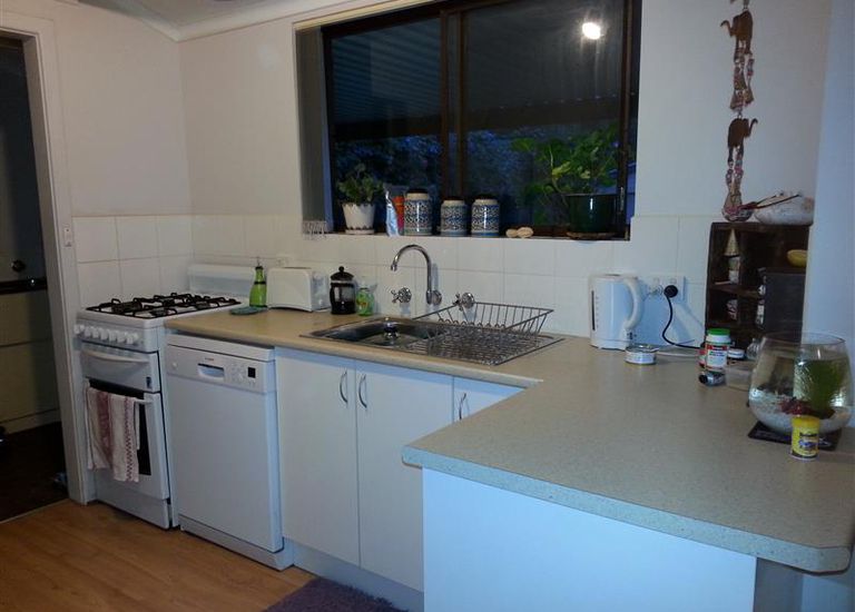 16 Beacon Crescent, Seaford