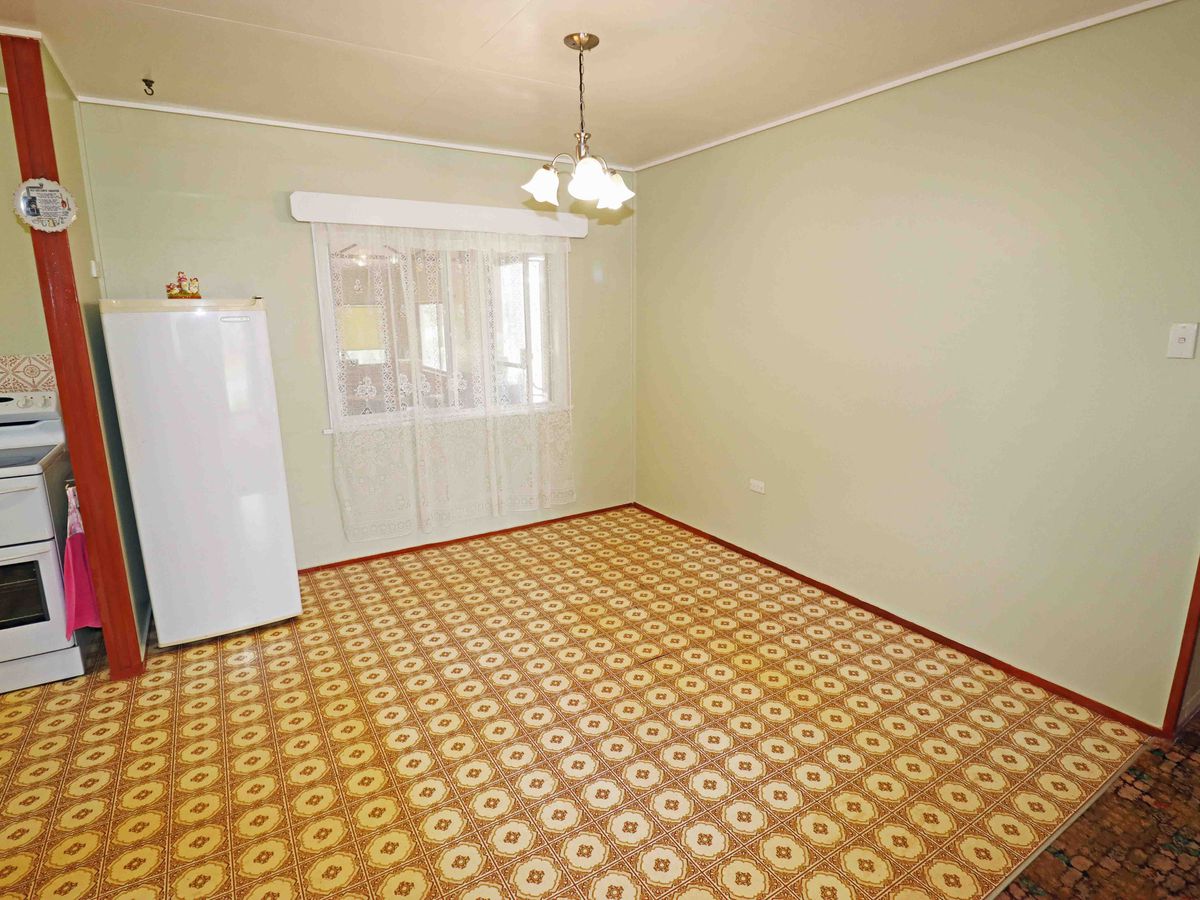 6 Finch Street, Atherton