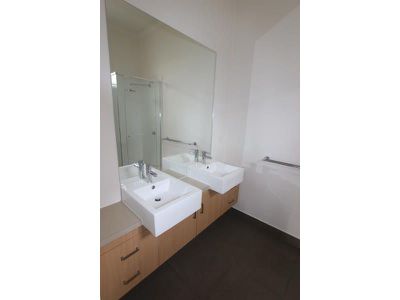 282 Myers Street, Geelong