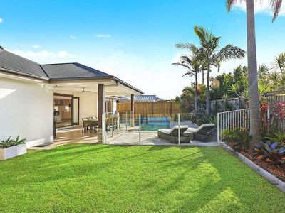 7 Bonaire Court, Kawana Island