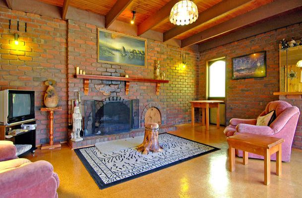 26 Fairbank Ave, Gladstone Park