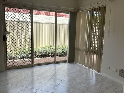 75 Belleview Crescent, Dianella