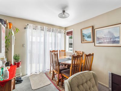 2 / 33 Somerset Crescent, Spreydon