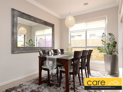 8 Merriwee Chase, Sandhurst