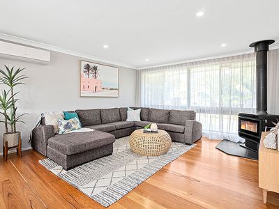 22 Hoskings Crescent, Kiama Downs