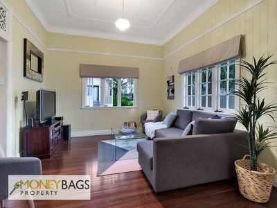 4 / 303 Wynnum Road, Norman Park