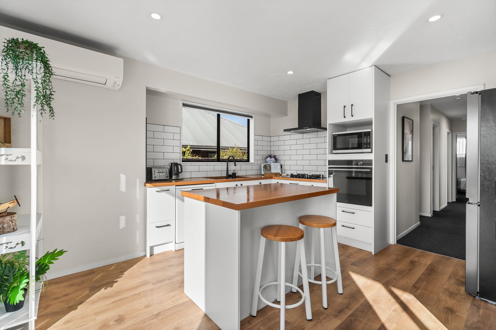 83 Arcon Drive