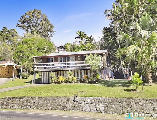 Quaint home in market town location image 2