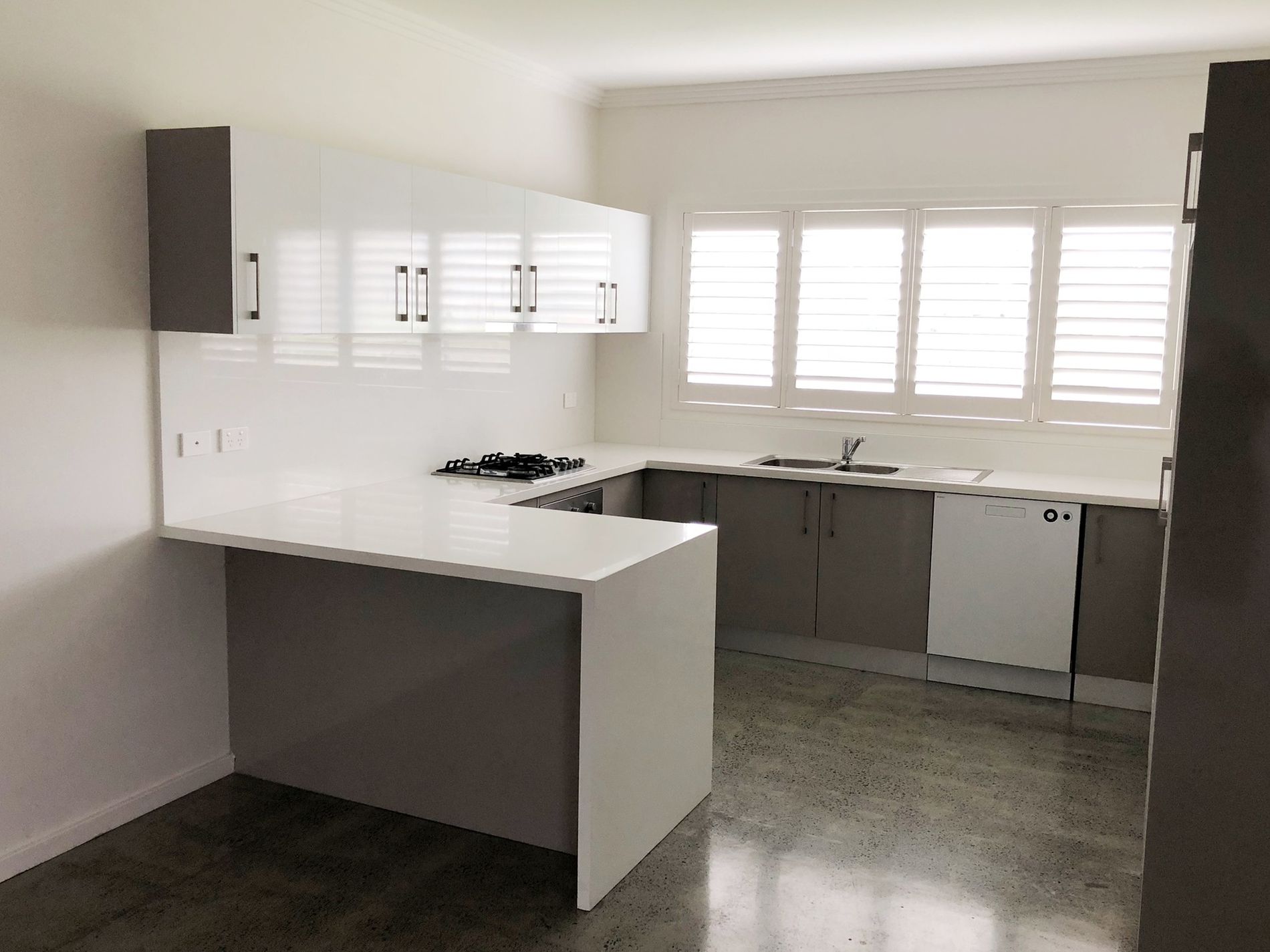 1 / 33 Caravel Crescent, Shell Cove