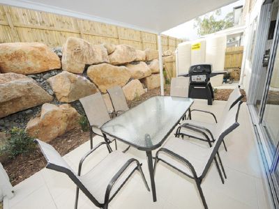 8 /  1  Cavella Drive, Glen Eden