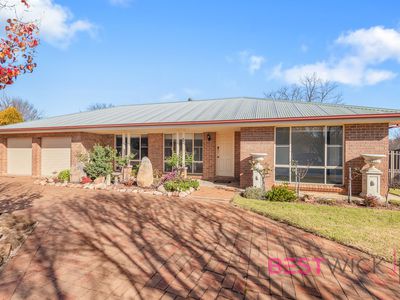 9 Country Way, Abercrombie