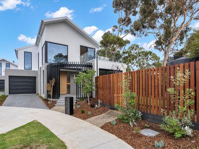 15b Curtin Court, Altona