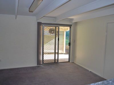 22 Macquarie Street, Albion Park