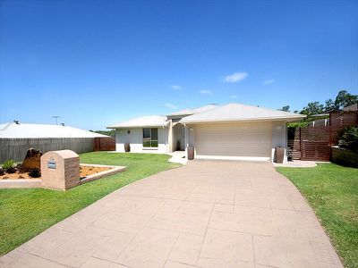 10 Harrison Grove, Deebing Heights