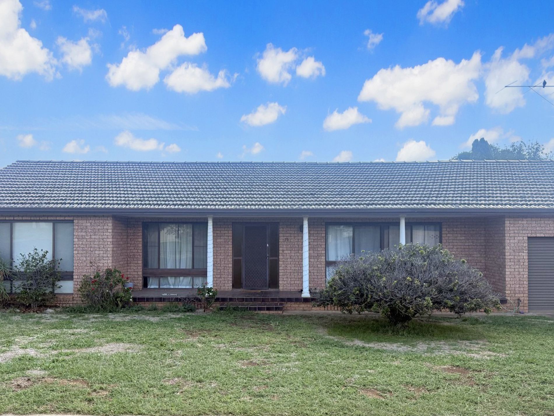 15 Brenner Street , Forbes