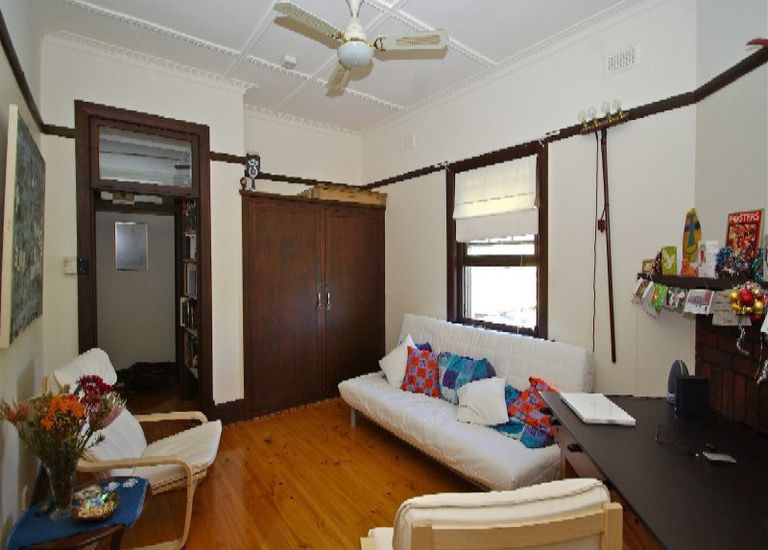 8 / 20 St Johns Row, Glenelg