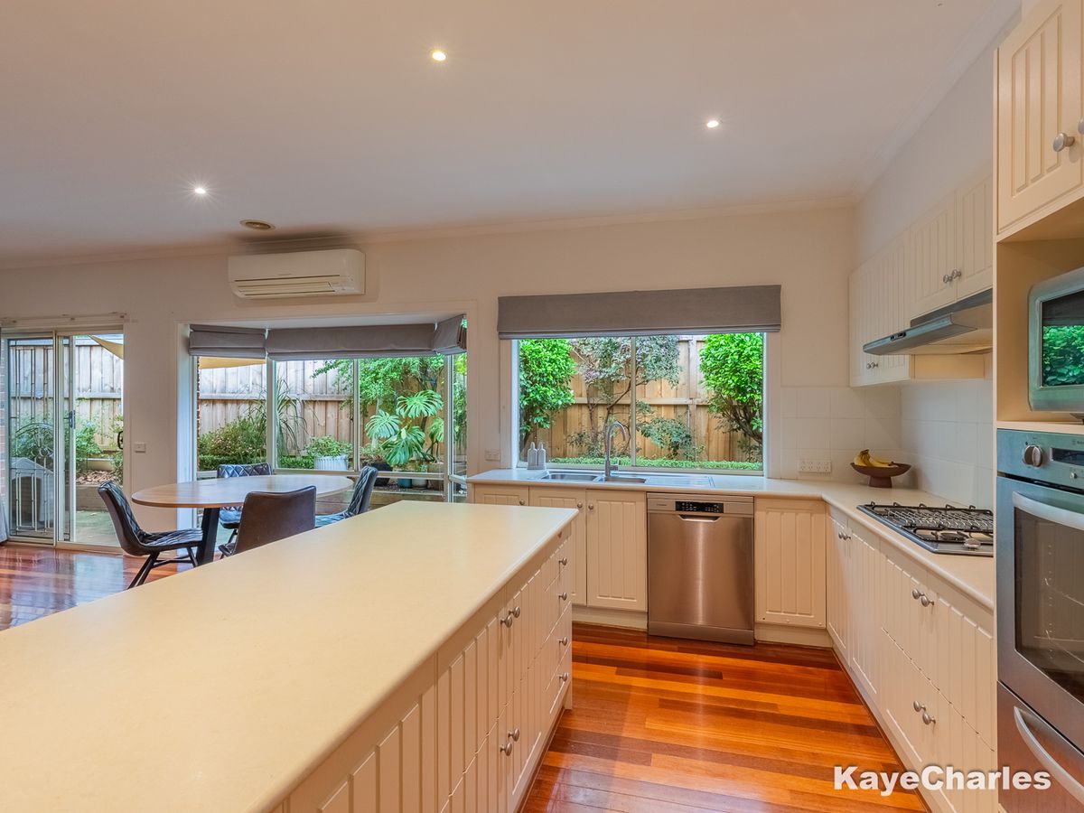 67 Fieldstone Boulevard, Beaconsfield