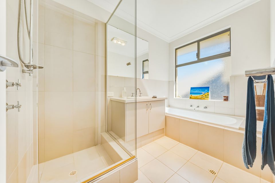 7 Turtles Bend, Secret Harbour