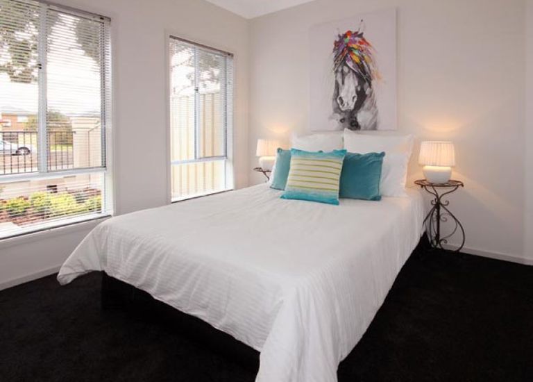 10A Trott Grove, Oaklands Park