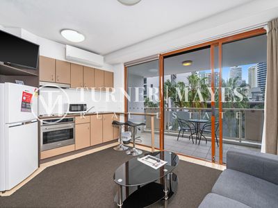 306 / 42 Surf Parade, Broadbeach