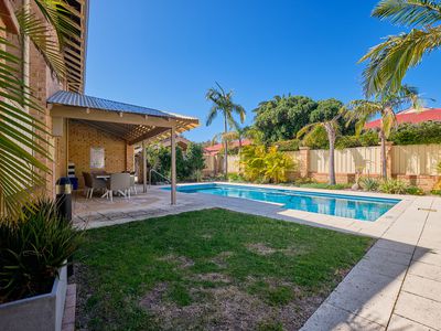 28 / 7 Waterway Court, Churchlands